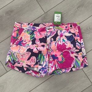 Lilly Pulitzer NWT shorts size 4